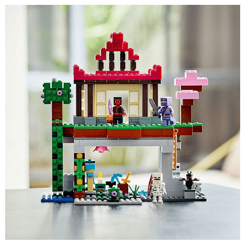 Lego 21183 Minecraft Тренировъчна площадка